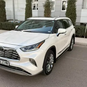 Toyota Highlander 2024