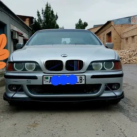BMW E39 1999