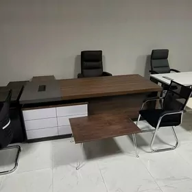 stol drektorsky ofisni stol