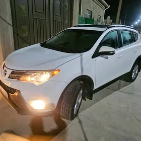 Toyota RAV4 2014