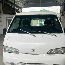 Hyundai H100 2002