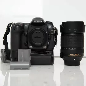 Fujifilm S5 PRO (Body)