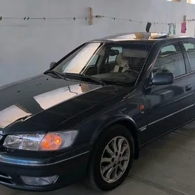 Toyota Camry 2000