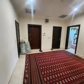 Mir7 4kom 6etaj 110kw.m