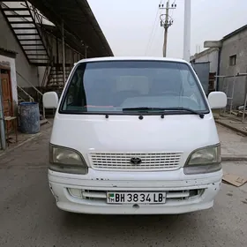 Toyota Hiace 2001