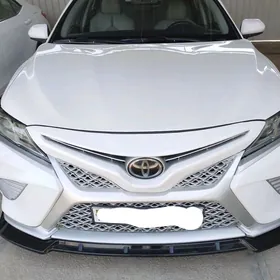Toyota Camry 2022