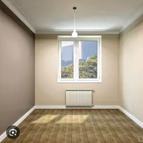 Мир 2/2  2ком  1этаж