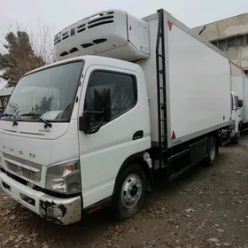 Mitsubishi Canter 2025