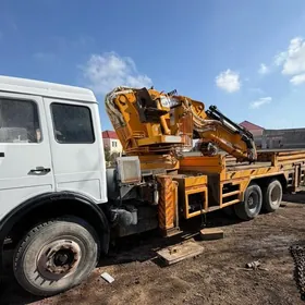 Mercedes-Benz W126 1990