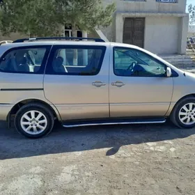 Toyota Sienna 2001