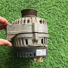 dinama unversal genratir