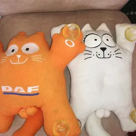 Плюшевые котики