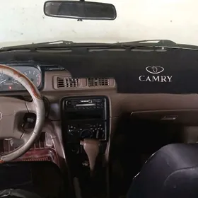 Toyota Camry 1998