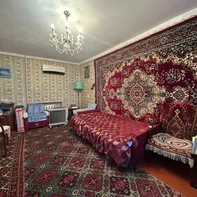 6-nji  mkr, 1 komnat 