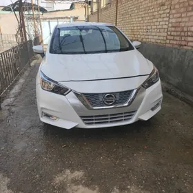 Nissan Versa 2021