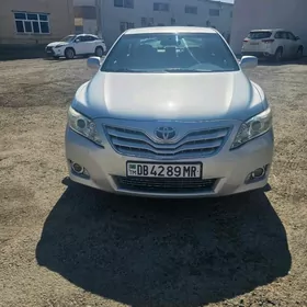 Toyota Camry 2010