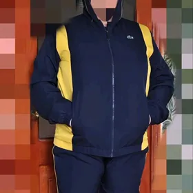 спортивный костюм