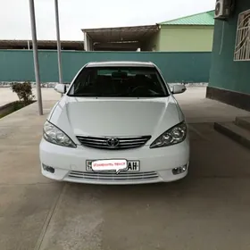 Toyota Camry 2005