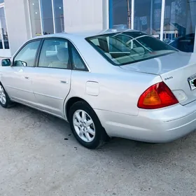 Toyota Avalon 2000