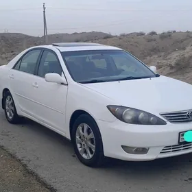 Toyota Camry 2004
