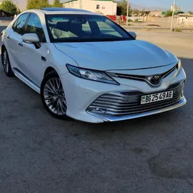 Toyota Camry 2018
