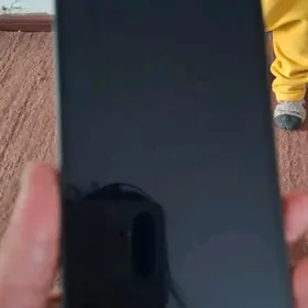 СамСунг А 16