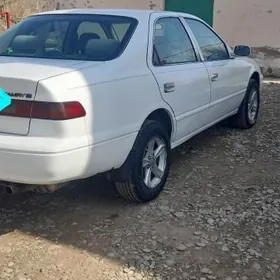 Toyota Camry 1998