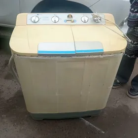 Полуавтомат стиральный машинка
