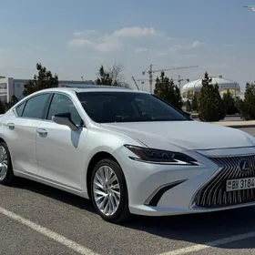 Lexus ES 350 2019