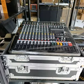 Dynacord un keys berinjirede