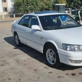 Toyota Camry 1997