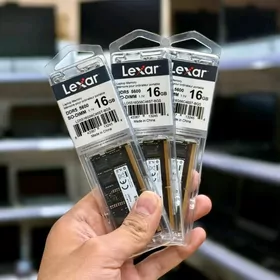 Lexar 16GB DDR5-5600MHz