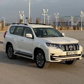 Toyota Land Cruiser Prado 2011