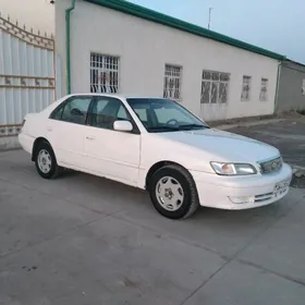 Toyota Corona 1998