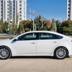 Toyota Avalon 2013