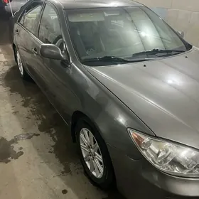 Toyota Camry 2005