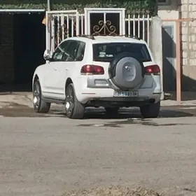 Volkswagen Touareg 2004