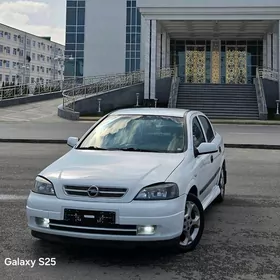 Opel Astra 2003