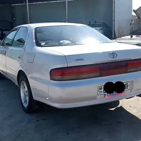 Toyota Cresta 1993