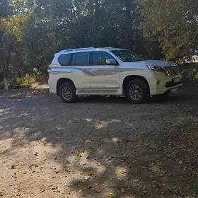 Toyota Land Cruiser Prado 2015