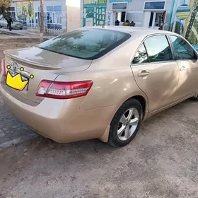 Toyota Camry 2010