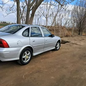 Opel Vectra 2000
