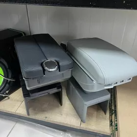 Universal bar ortada goyulyan