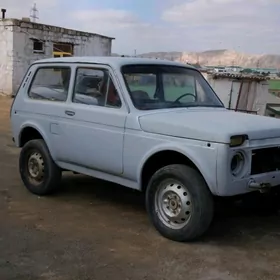 Lada Niva 1990