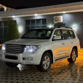 Toyota Land Cruiser 2010