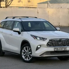 Toyota Highlander 2020