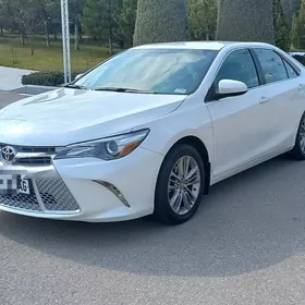 Toyota Camry 2016