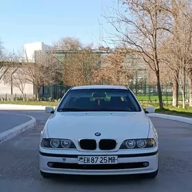 BMW E39 2001