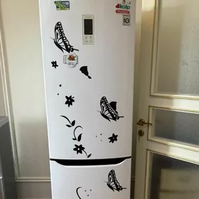 Холодильник Toshiba