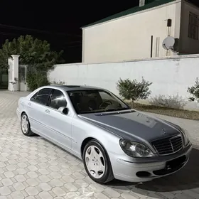 Mercedes-Benz S-Class 2004